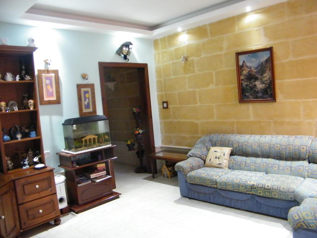 Nocturne Family House Apartment Paola Luaran gambar