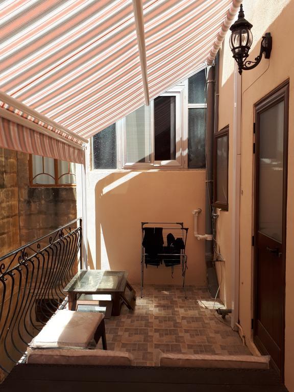 Nocturne Family House Apartment Paola Luaran gambar